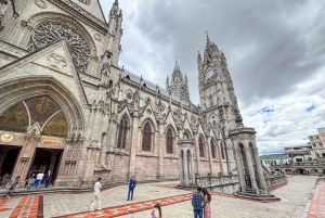 Quito in un giorno: Mitad del Mundo, funivia, centro storico
