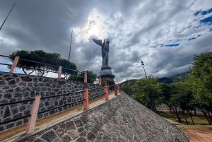 Quito in un giorno: Mitad del Mundo, funivia, centro storico