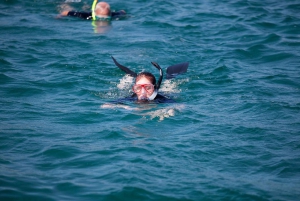 Galapagos: Puerto Ayora Guided Yacht Tour and Snorkeling