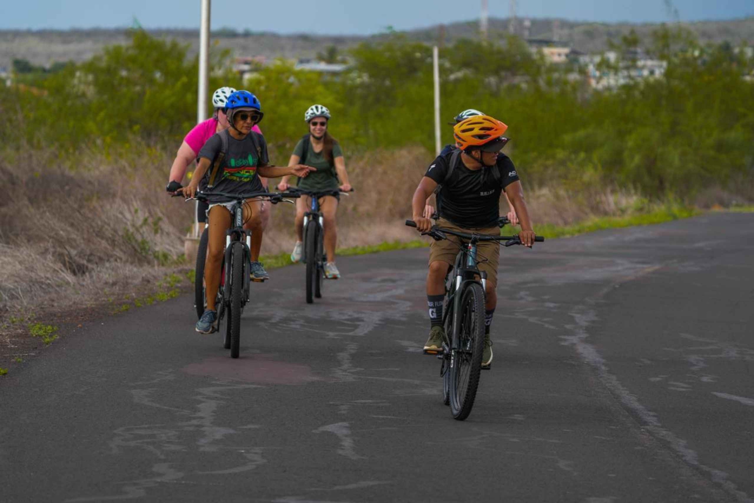 Galápagossaaret: Pyöräile San Cristóbalin saarella ja uimassa