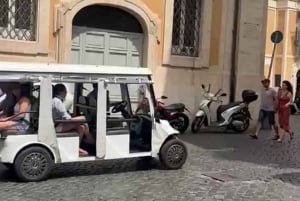 Golf Cart Tour in Quito´s Historical Center