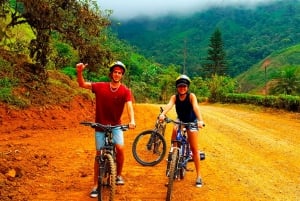 Guayaquil: Biking waterfalls route Full-Day tour