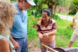 Guayaquil: Rundvisning på kakaofarm med chokoladefremstilling og frokost