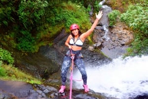 Guayaquil: Cloud Forest, Hiking & Canyoning Full Day Tour