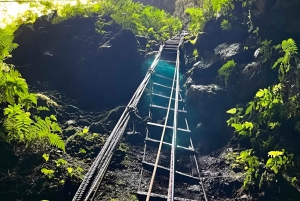 Excursión de Rapel de Medio Día en el Volcán Trillizos - Isla Isabela