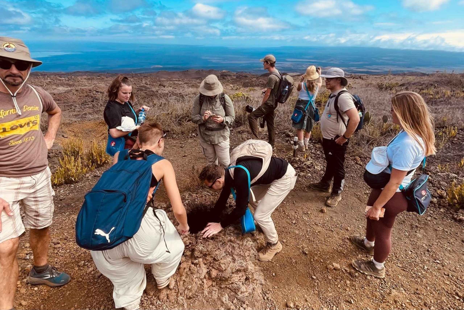 Senderismo por el volcán Sierra Negra - Campos de lava del volcán Chico