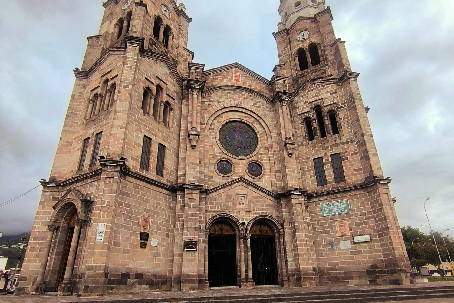 Ibarra: Historic Hill Hike, Train Ride, and Sorbet Tasting