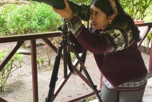 Mindo: 'Birds, Chocolate/Coffee and waterfalls'