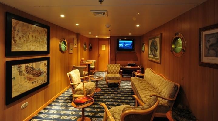 MV Galapagos Legend