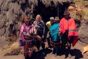 Tour Guiado de un Día: Quilotoa desde Baños hasta Quito