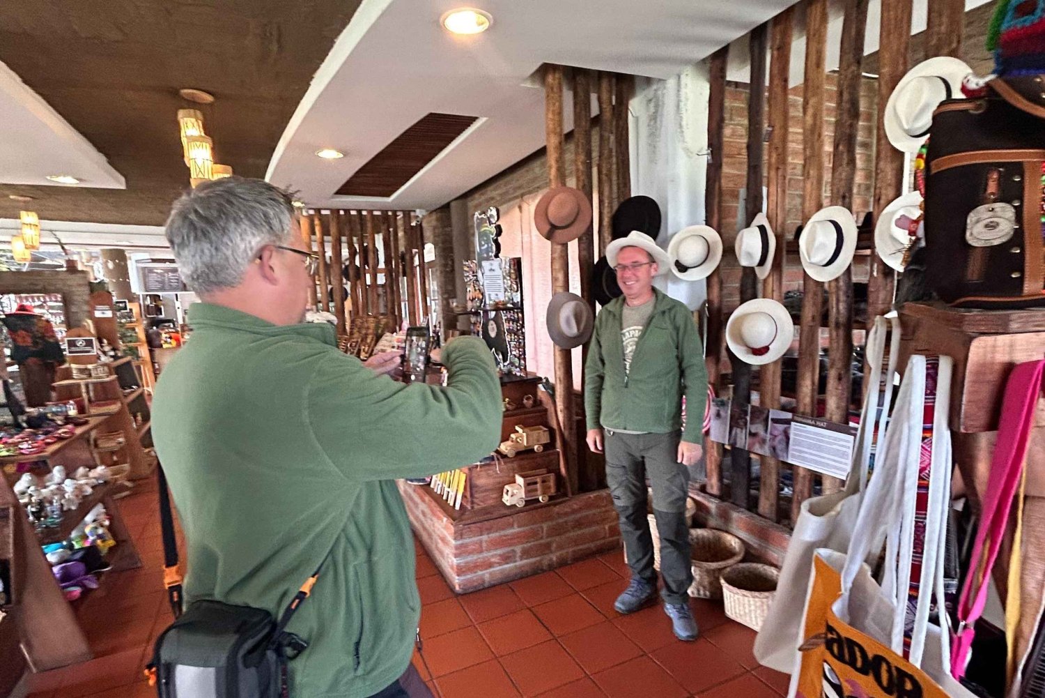 Otavalo-kulturen, Lagos og det traditionelle marked på én dag