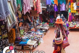 Excursion d'une journée au marché d'Otavalo, à la cascade de Peguche et à Cotacachi