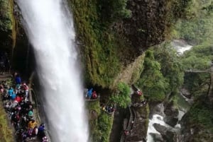 Pailon Del Diablo & Waterfalls Route + Mano de Dios + Tree House Ec.