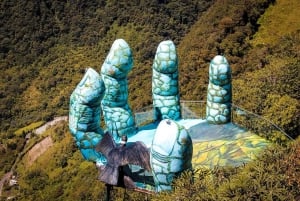 Pailon Del Diablo & Waterfalls Route + Mano de Dios + Tree House Ec.