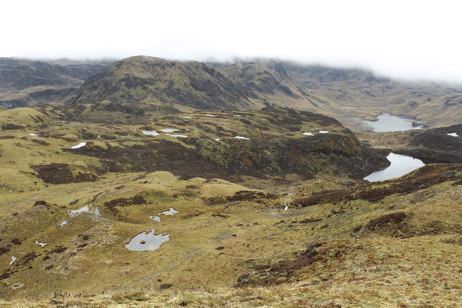 بابالاكتا: مسار المشي لمسافات طويلة على طريق المياه والحياة