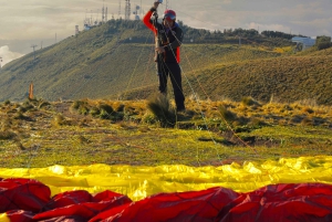 Parapente حول كيتو: مراقبة مدينة Parapente