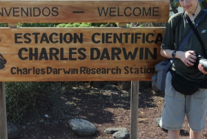 Galápagos : visite privée de la station Charles Darwin et de la baie de Tortuga
