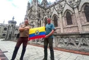 VISITE PRIVÉE ET EXCLUSIVE DE LA VILLE : Quito coloniale, téléphérique, Mitad del Mundo