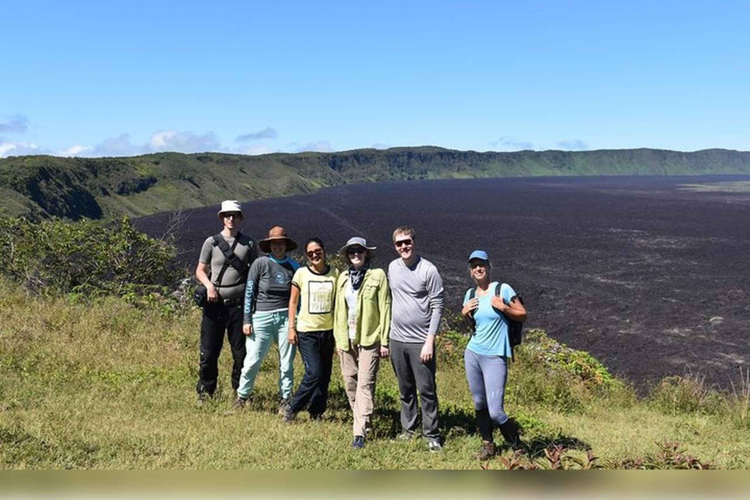 بويرتو فيلاميل: جولة سيرًا على الأقدام إلى بركان سييرا نيجرا