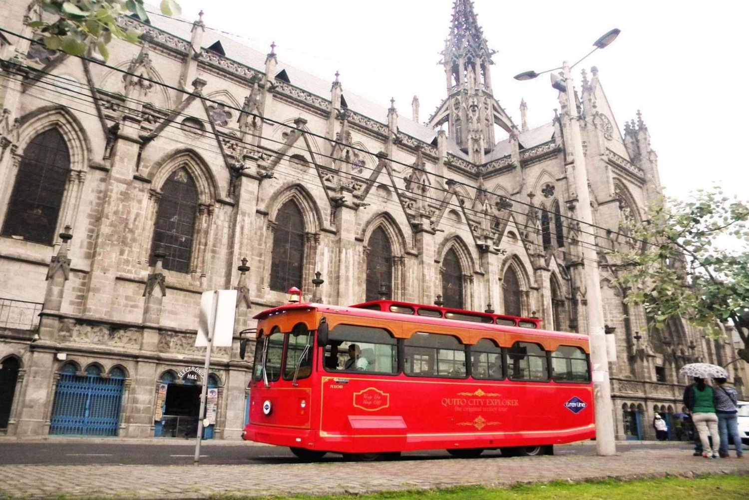 Quito: tour por la ciudad en un trolebús original de 1914