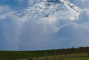 Quito: 2-Day All-Inclusive Cotopaxi Adventure
