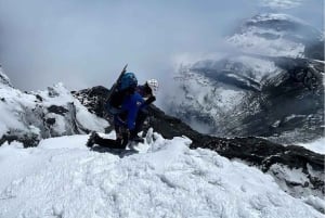 Quito: 2-tägige Cotopaxi-Besteigungstour