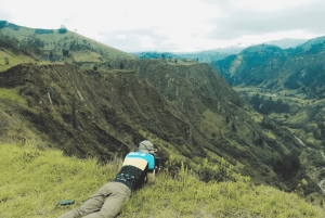 Quito: 2-Day Quilotoa Crater and Toachi Canyon Trek