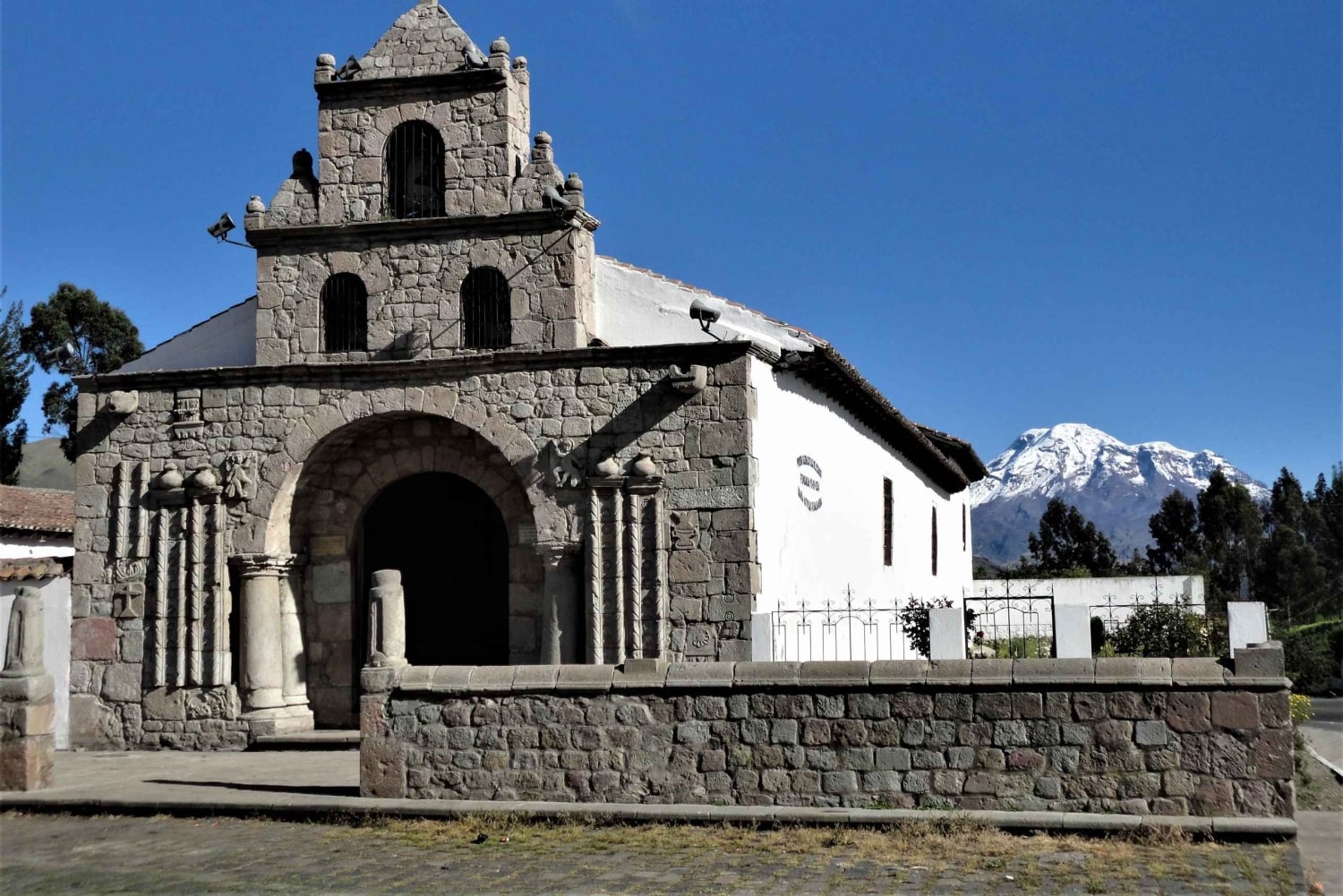 Quito: 5-Day Andes Tour with Quilotoa, Ingapirca and Cuenca