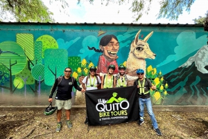 QUITO: Um dia inteiro de passeio de bicicleta, gastronomia, cultura e história