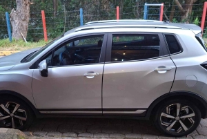 Quito: odbiór z lotniska i wizyta w środku świata