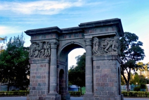 Quito: På cykel, utsiktsplats, marknader, parker, Basílica del Voto Nacional