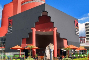 Quito: På cykel, utsiktsplats, marknader, parker, Basílica del Voto Nacional