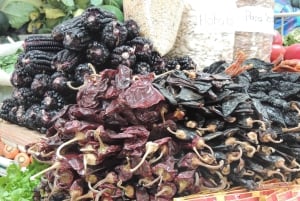 Quito: Atrakcje miasta z przewodnikiem - prywatna wycieczka z przewodnikiem i degustacja potraw