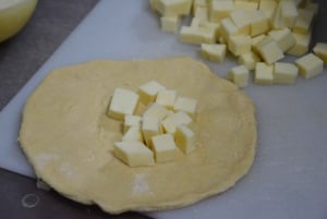 Quito: Condor Machay Waterfall Hike and Hacienda Visit