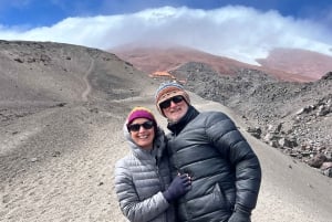 Quito: Cotopaxi Volcano Hike and Bike Tour with Guide
