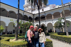 Quito: Food Tour in quaint old town with tastings and lunch