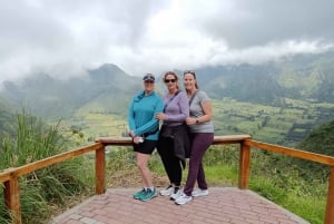 Quito : Excursion d'une journée avec le cratère Pululahua et Intiñan ...