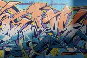 Quito: Guidad Street Art Tour med lokala cocktails