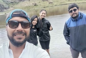 Quito: Lagoon tour & trucha food