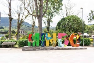 Quito-Mindo: Tur til 7 vandfald, sommerfuglehave, quad-tur