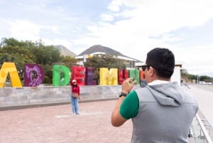 Quito: Mitad del Mundo, Monumento, Museodel Sol, and Cráter