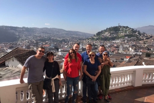 Quito: Casco Antiguo y Vuelta a la Mitad del Mundo.