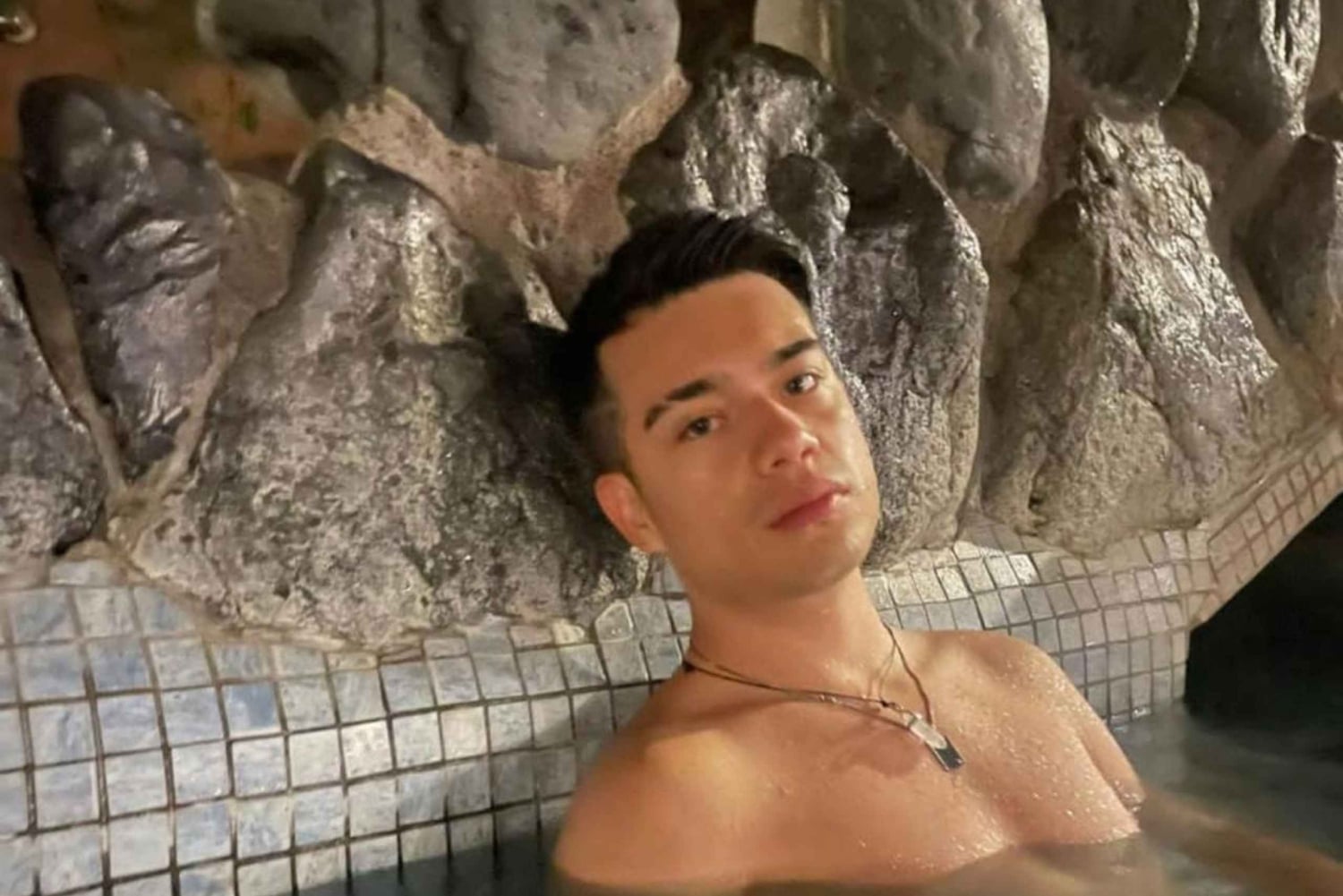 Quito: Papallacta termiske bade om aftenen inkluderer indgang eller adgangsbillet