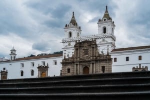 Quito: Private custom tour with a local guide