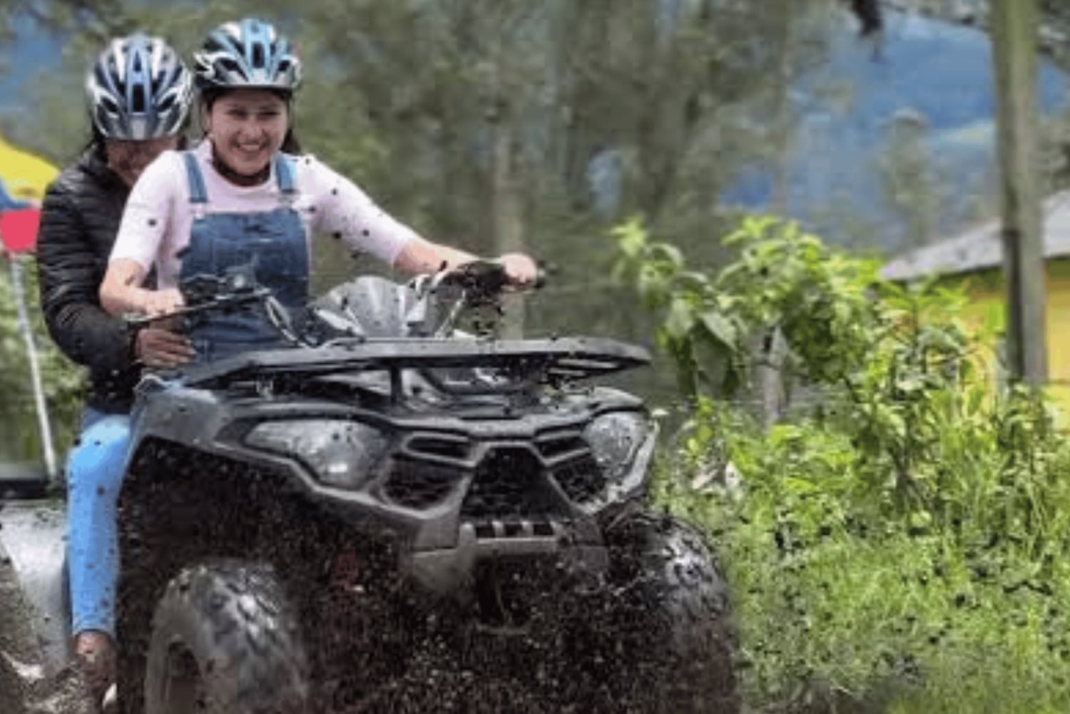 كيتو: الهبوط من الشلالات، والجدارن، والتنزه والطقوس