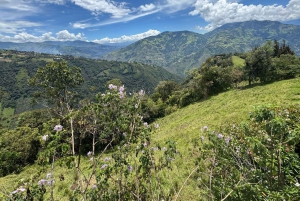 De Quito a Baños: Aventura de um dia inteiro com cachoeiras