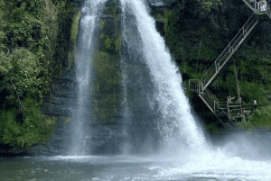 Quito waterfalls: Waterfalls, Horseback Riding, Bees, Canopy