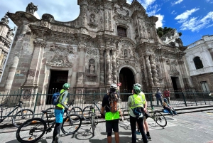 TOUR EN BICICLETA POR LA EVOLUCIÓN DE QUITO