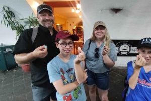 Quitos historiska centrum med familjen: Skattjakt till fots