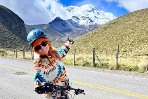 Riobamba: Cykel- och vandringstur till vulkanen Chimborazo med lunch